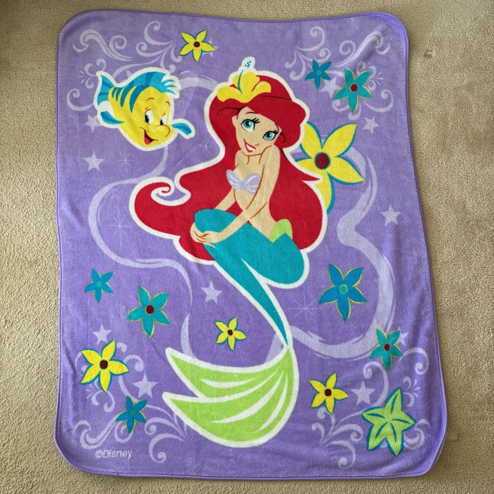 Disney Princess Special Edition The Little Mermaid Ariel Fleece Throw Blanket